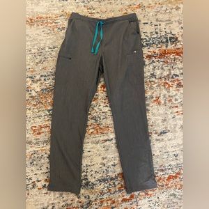Women’s Figs bottoms